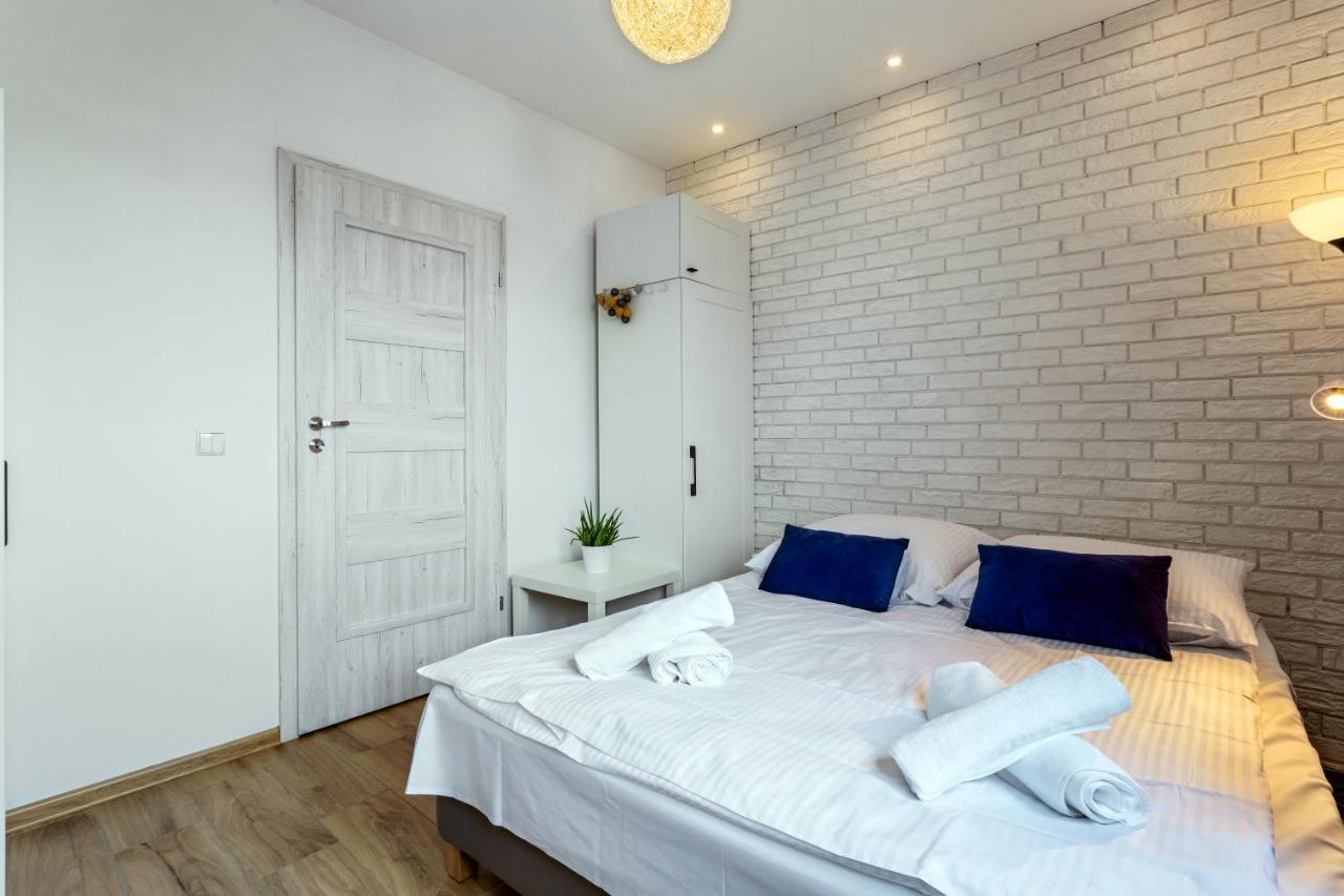 Pilsudskiego 80 - 4 Minuty Do Dworca Glownego Pkp Wroclaw Ngoại thất bức ảnh