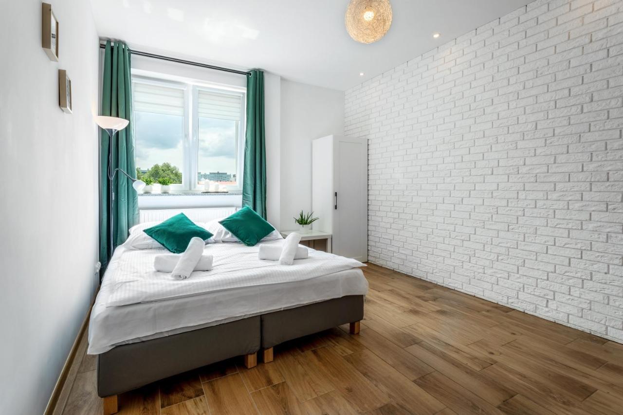 Pilsudskiego 80 - 4 Minuty Do Dworca Glownego Pkp Wroclaw Ngoại thất bức ảnh